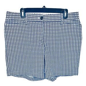 Lands End Mid-Rise 7" Women's Shorts Size 12 Blue & White Geometric Print Fit 2